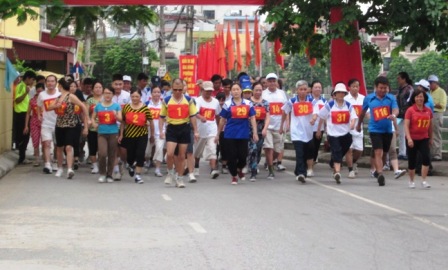 下龙市将举行“为社会群体健康”散步活动